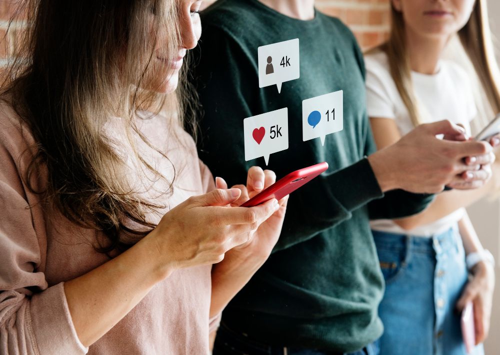 Apa manfaat membuat konten Instagram carousel bagi bisnis?