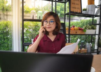 Kerja paruh waktu online merupakan jenis kerja yang jam kerjanya lebih fleksibel