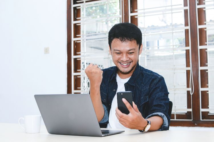Bagaimana cara memasang affiliate links di platform lain?