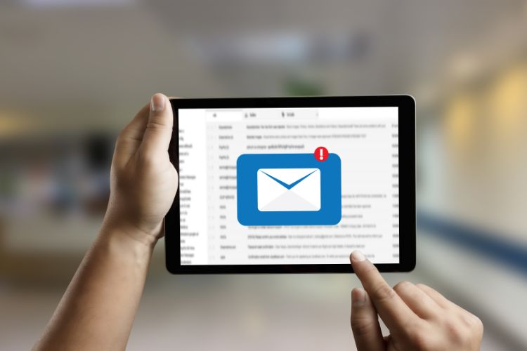 Bagaimana contoh email promosi penawaran produk yang menarik?