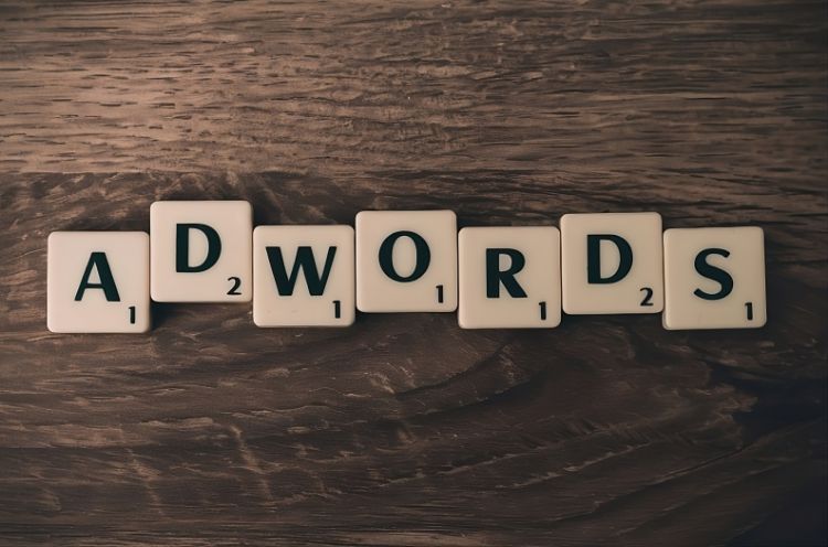Google AdWords menjadi solusi untuk mengembangkan sebuah bisnis secara online.