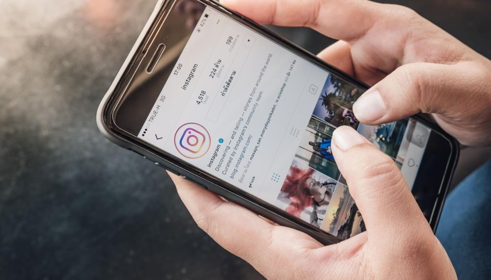 Kenapa perlu tahu cara menambahkan link di bio Instagram?