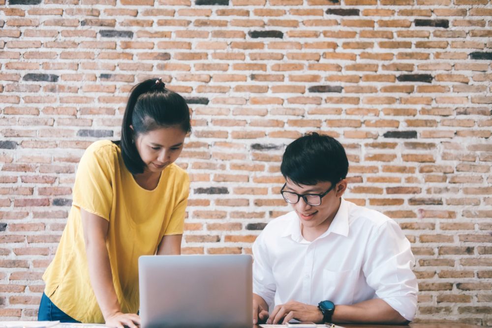 Bagaimana cara terbaik mengisi title tag agar SEO-friendly?