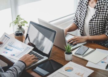 Contoh action plan marketing menjadi pedoman yang sangat membantu dalam mencapai tujuan bisnis.